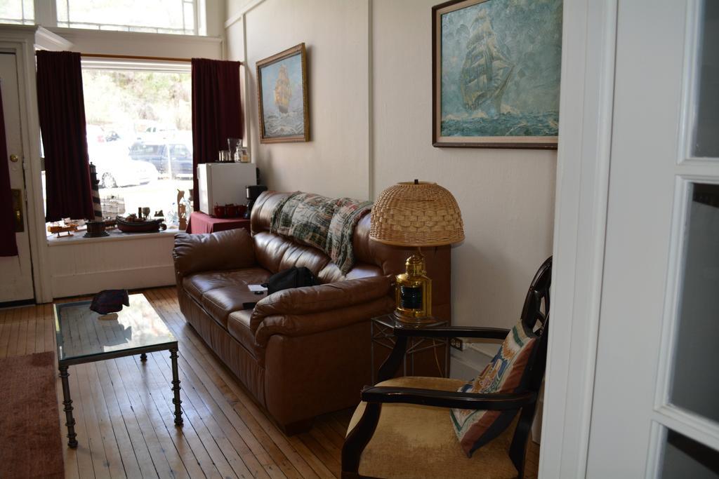 Bisbee Grand Hotel Pokoj fotografie